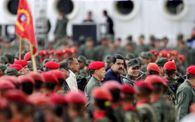 ABC: Militares retirados solicitaron la renuncia de Maduro