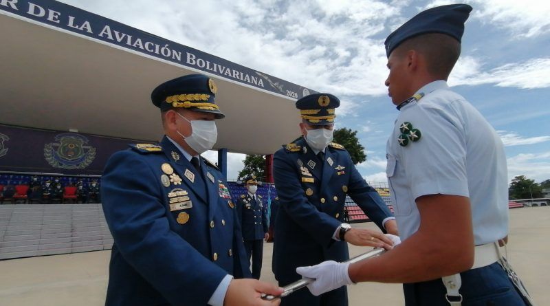 Realizado acto de ascensos en la Academia Militar de la Aviación #12Jul