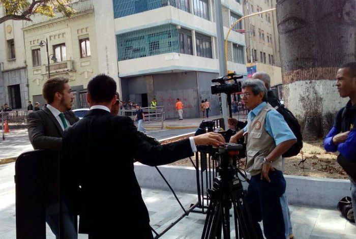 GNB prohíbe la entrada a los medios de comunicación a sesión de la AN