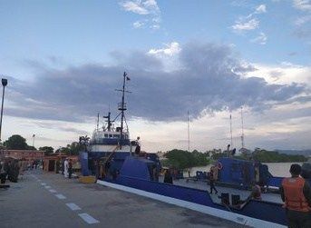 La Armada Bolivariana incorpora un buque de transporte que navegaba bajo bandera guyanesa, luego de incautarlo por contrabando