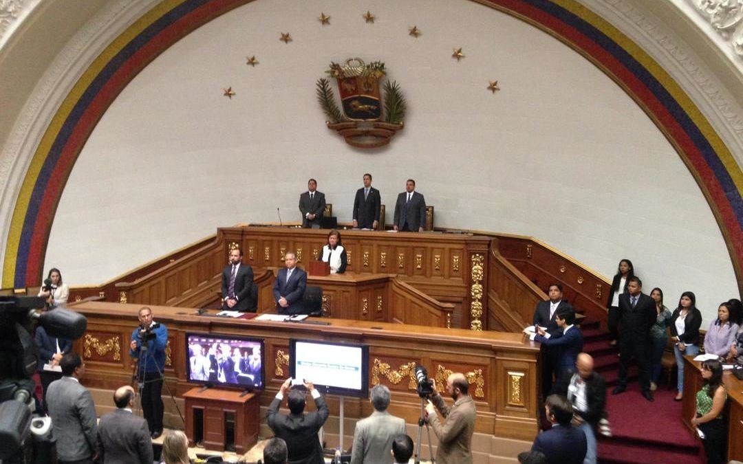 AN autoriza a Guaidó para decretar estado de alarma tras 90 horas de apagón