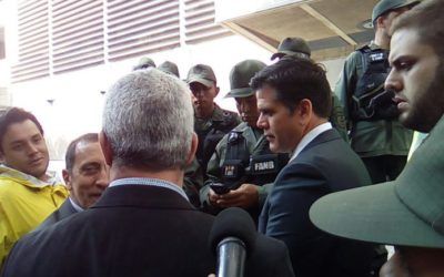 GNB impidió el paso de diputados al Banco Central de Venezuela