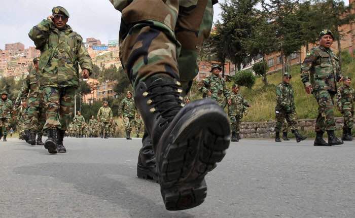 Bloomberg: Soldados venezolanos desertan en vísperas del #20M