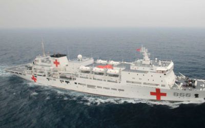 Tripulación del Buque Hospital Chino fue condecorada tras su regreso