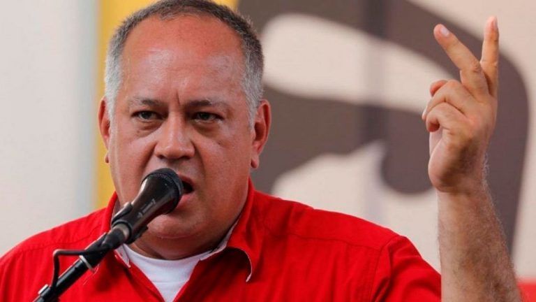 Cabello arremetió contra obispo auxiliar de Mérida luego de que religioso denunció obstrucciones por parte de la FANB para entrada de ayuda humanitaria a Mérida