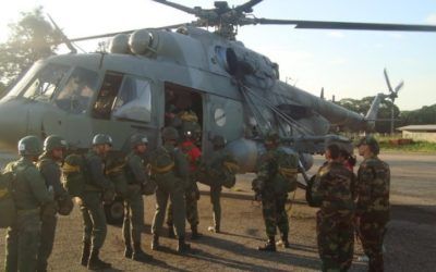 Cadete se salva de milagro al fallarle el paracaídas durante prácticas