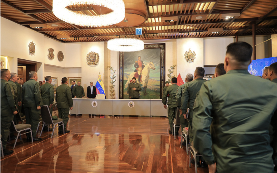 Presidente Maduro dirige reunión con el Estado Mayor Superior de la FANB