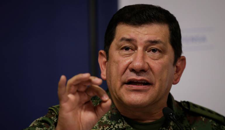 Militares colombianos no se retirarán de frontera con Venezuela, anunció comandante
