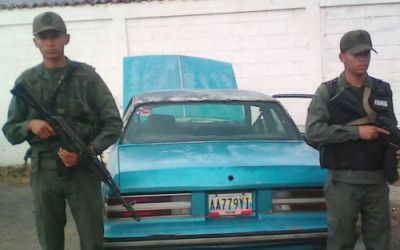 Funcionarios de la GNB recuperaron dos carros robados