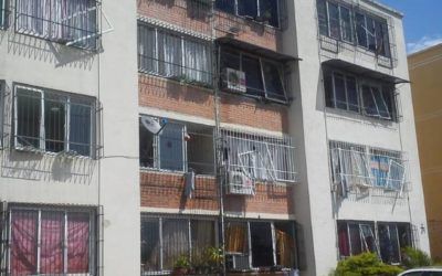 Vehículos y edificios resultaron afectados por explosión en Cavim