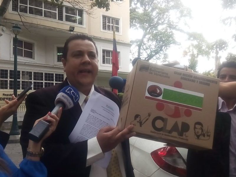 Guerrilla colombiana distribuye cajas Clap en estados fronterizos, denuncia la Fundación Redes