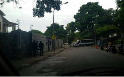 Denuncian presencia de colectivos en el centro comercial San Ignacio