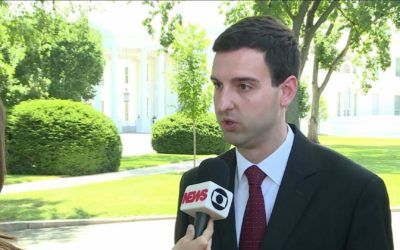 Fernando Cutz: «Intervención militar no es ideal pero no veo otra salida»