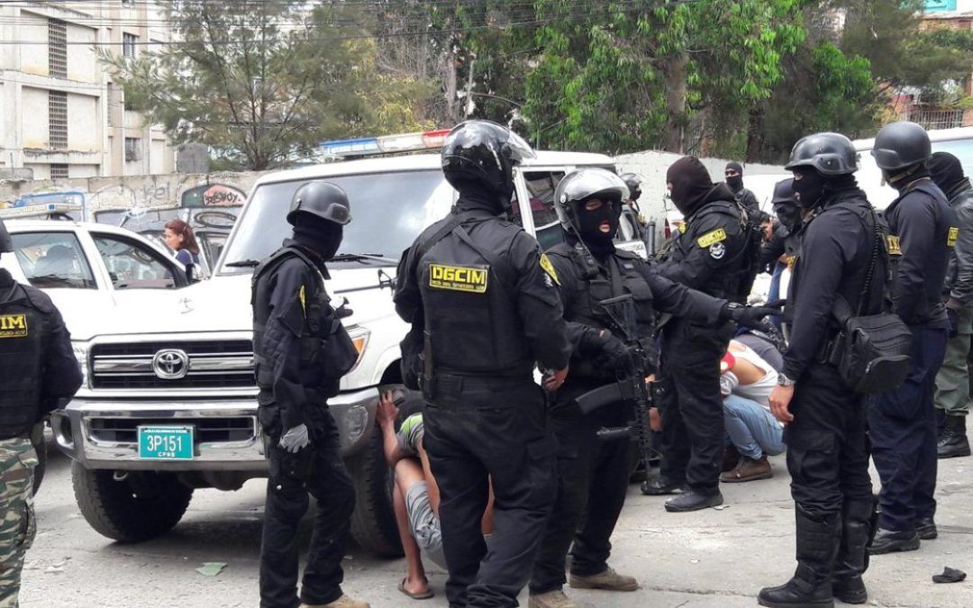 Siete personas son buscadas en los operativos Manos de Papel y Manos de Metal en Bolívar por la DGCIM