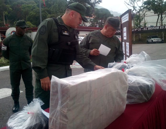 GNB detuvo a 13 personas por transportar 47 millones de bolívares en efectivo a Colombia