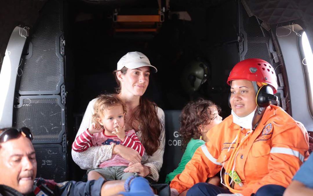 Fuerza de Tarea Humanitaria Simón Bolívar rescató familia en Dominica