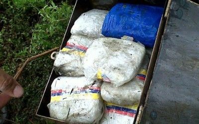 Machito del Ejército se volcó en la autopista de Cojedes con 43 panelas de droga
