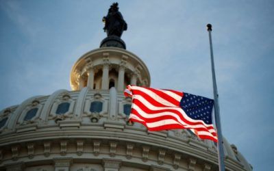 Elliott Abrams: EE UU mantiene contacto con la FANB sobre uso de colectivos