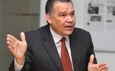 Rector del CNE Enrique Márquez instó al Plan República a entregar de inmediato las actas faltantes de Barinas #26Nov