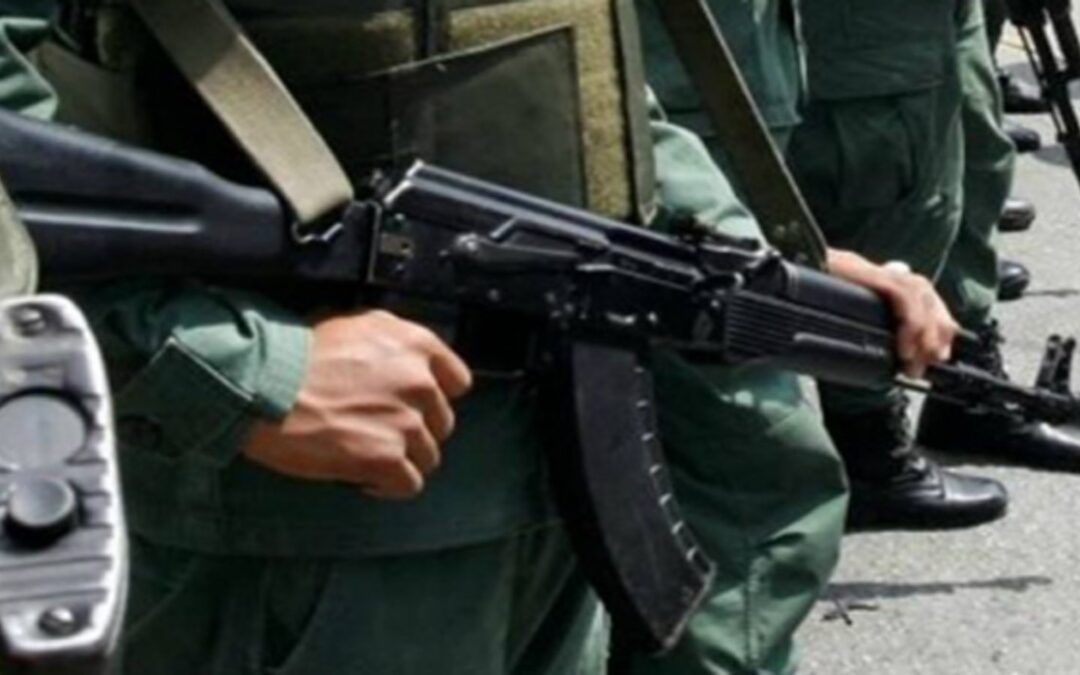 Rusia promete concluir fábrica de fusiles Kalashnikov AK-103 y municiones 7,62X39 en Venezuela