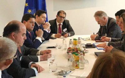 Zambrano: Más de 300 venezolanos civiles y militares se encuentran detenidos por pensar distinto