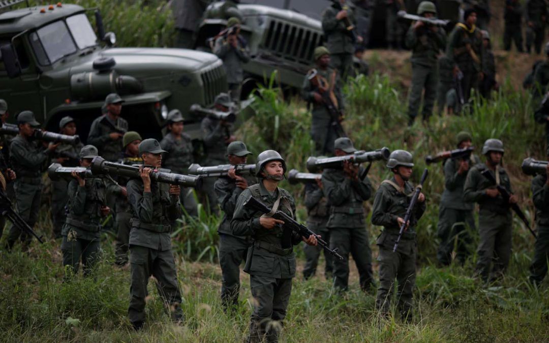 Crece el malestar militar: Qué está pasando dentro del único poder que sostiene a Maduro