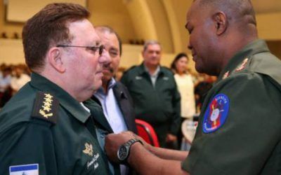 Ejército de Venezuela otorgó Orden Francisco de Miranda a jefe del Ejército nicaragüense
