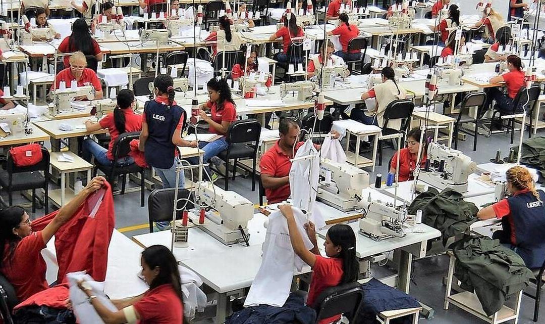 Maduro trata de convertir a los militares en poderosos empresarios para calmar el descontento en los cuarteles