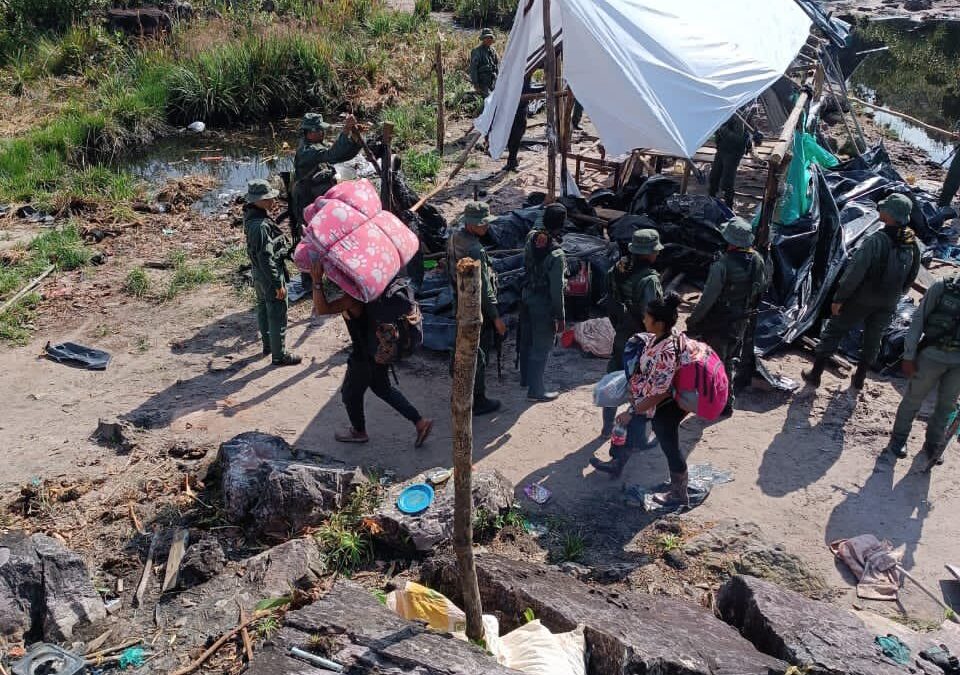 Más de 10.200 mineros ilegales han sido expulsados por la FANB, en la Amazonía venezolana