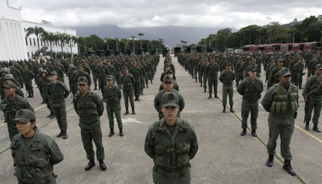 John Magdaleno: “Confiar en los militares dificulta transición a la democracia”