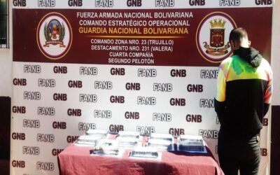 CEOFANB: incautados 12 kilos de cocaína provenientes de Colombia.