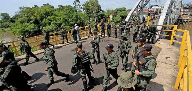 Colombia incrementa presencia de Ejército en frontera con Venezuela