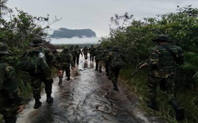 Sin dar detalles la FANB informó que un tribunal autorizó medidas judiciales contra mineros ilegales en el Yapacana