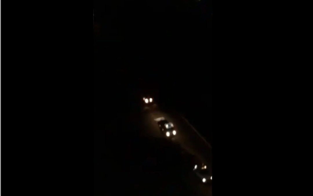 Tres tanquetas, motorizados y vehículos GNB pregonan en Puerto Ordaz que no habrá más gasolina por esta semana