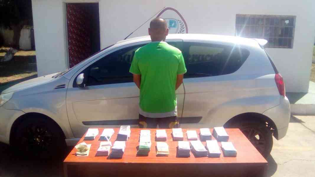 GNB detiene a sujeto con más de 14 millones de bolívares en billetes