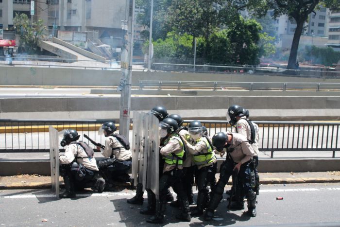 Un GNB fallecido y 19 PNB heridos dejó jornada del #19A en Caracas y Miranda