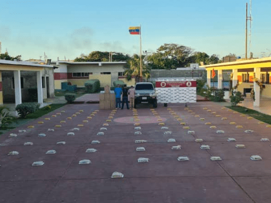 Guardia Nacional allana sede de la PNB en Falcón
