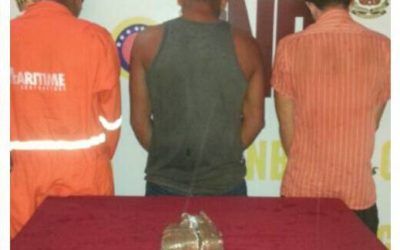 GNB Zulia detiene a 3 ciudadanos con una panela de marihuana en Mene Grande