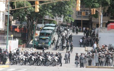 Represión por parte de la GNB y la PNB en la UCV enturbió protesta por el Día del Estudiante Universitario