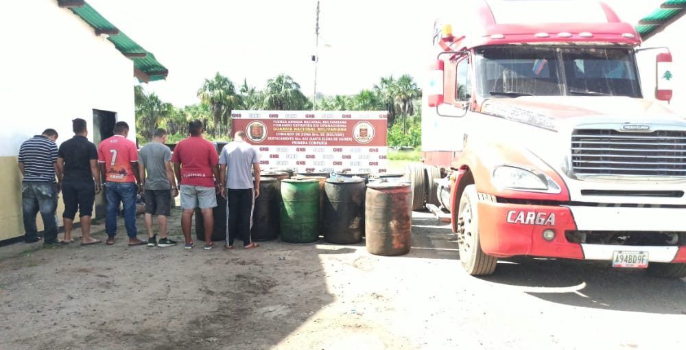 GNB desmantela depósito clandestino con 4.830 litros de gasolina en Santa Elena de Uairén