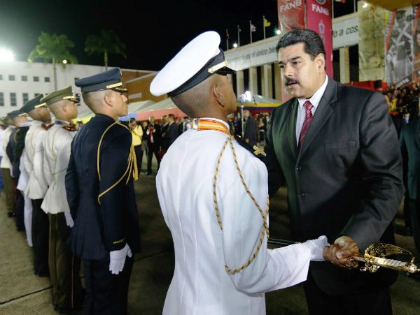 Presidente Maduro encabezó graduación de alféreces y guardamarinas