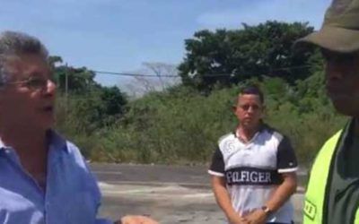 Denunciaron requisa a Henry Ramos Allup por parte de la GNB durante viaje a Aragua