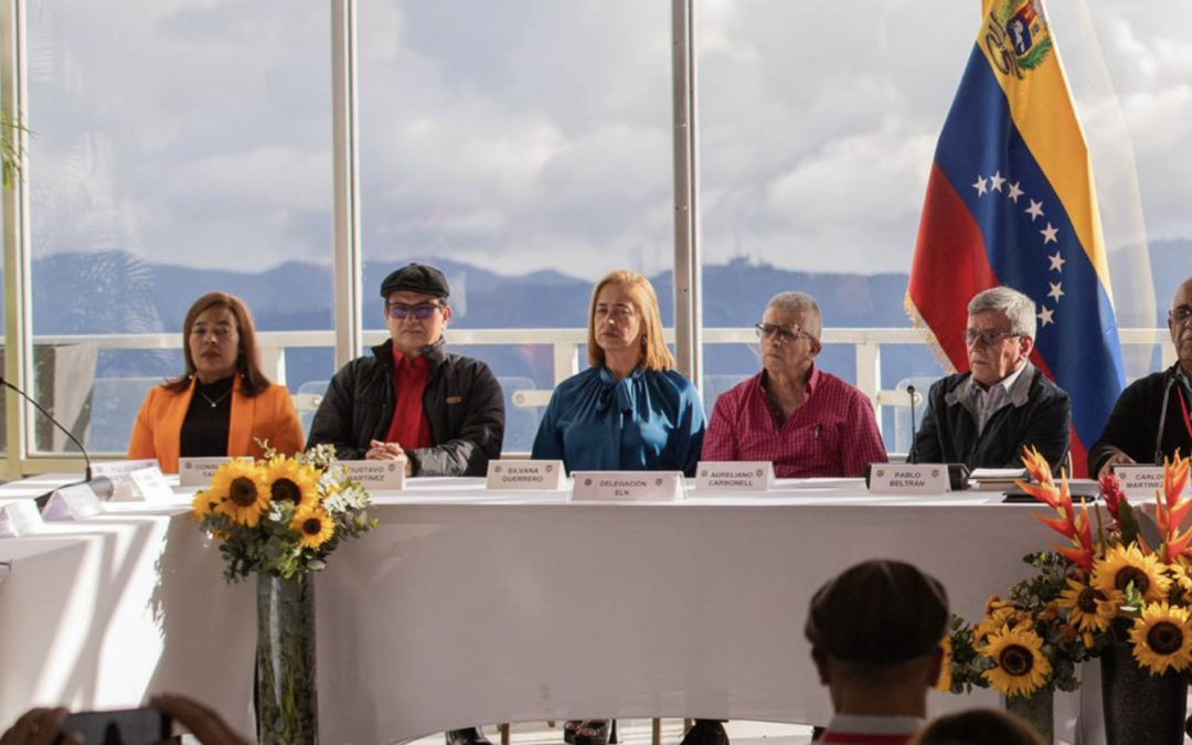 Un contenido ambicioso enmarca el reinicio del diálogo entre el gobierno de Colombia y el ELN en Caracas