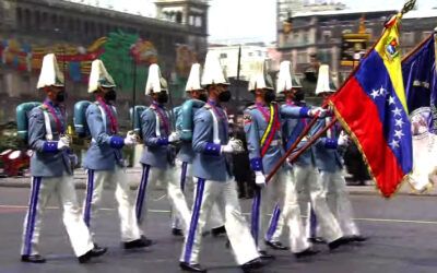 Integrantes de la FANB participaron en desfile de la Independencia de México