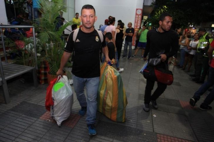 Desalojan 65 exmilitares venezolanos de hotel en Cúcuta por no pagar estadía