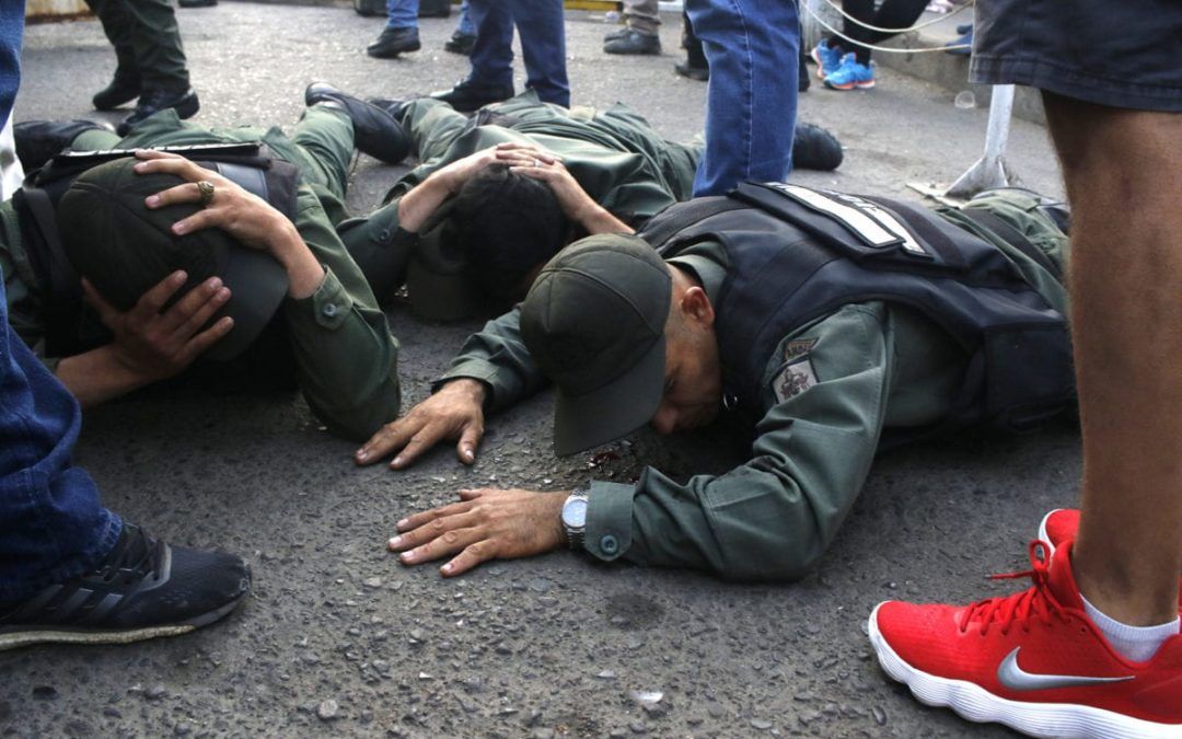 Militares venezolanos en Colombia: “Sabemos que van a venir más compañeros”