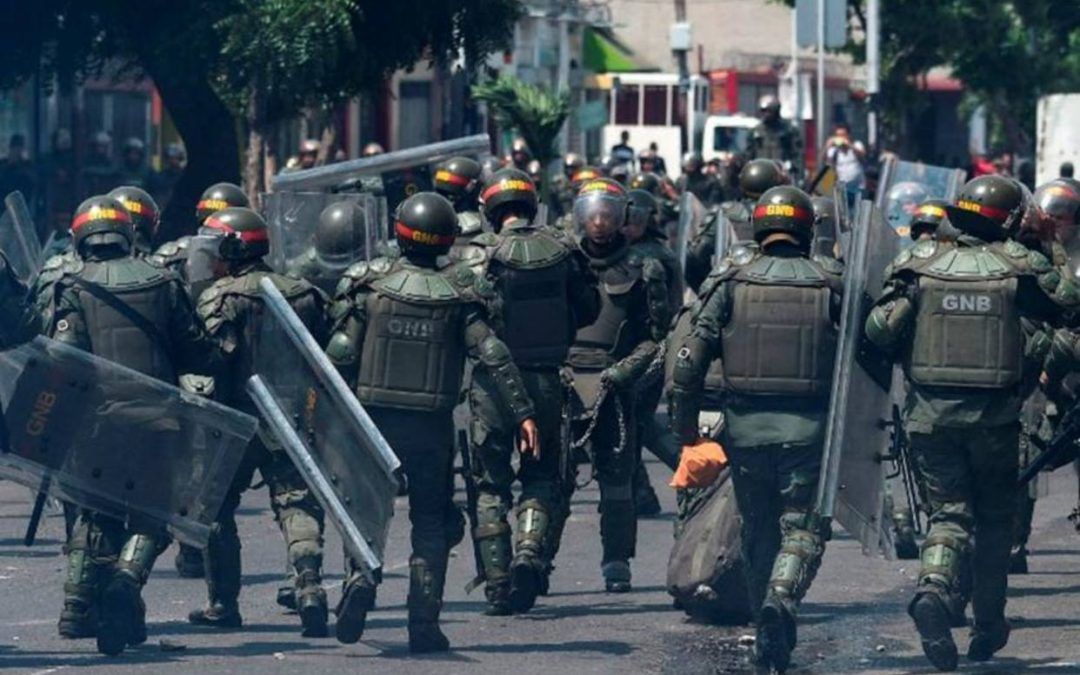 ONG denunció que 211 militares venezolanos son presos políticos