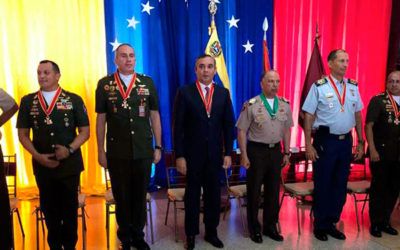 Presidente del TSJ recibió condecoración Cruz de la Guardia Nacional Bolivariana