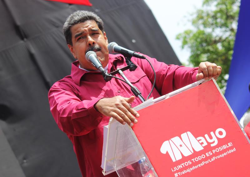 Maduro amenaza con hacer una revolución armada si se instala un “gobierno capitalista”