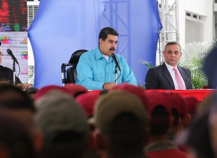Maduro ofrece a Trump y Santos apoyo técnico y militar contra el narcotráfico